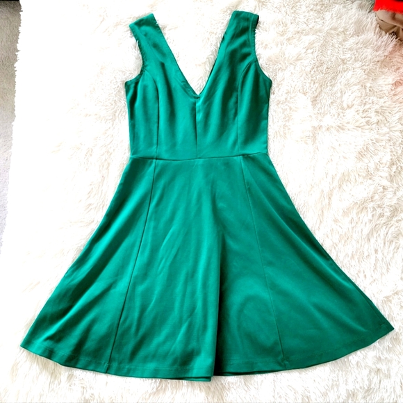H&M Emerald Green A-Line Knit Dress, Sz Sm - Picture 1 of 12